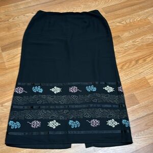 Vintage 1990’s Sag Harbor, onyx black/multicolor whimsy goth midi skirt. Size 14